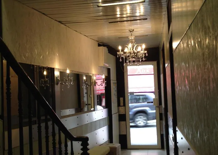 酒店 Le Milan 卢德