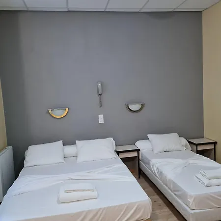 Le Milan Hotel Lurdy