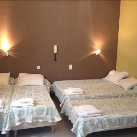 Le Milan Hotell 2*