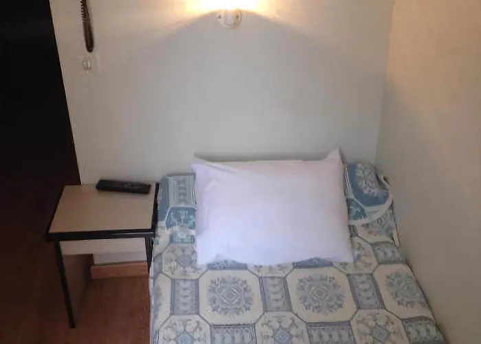 Hotel Le Milan Lurdy